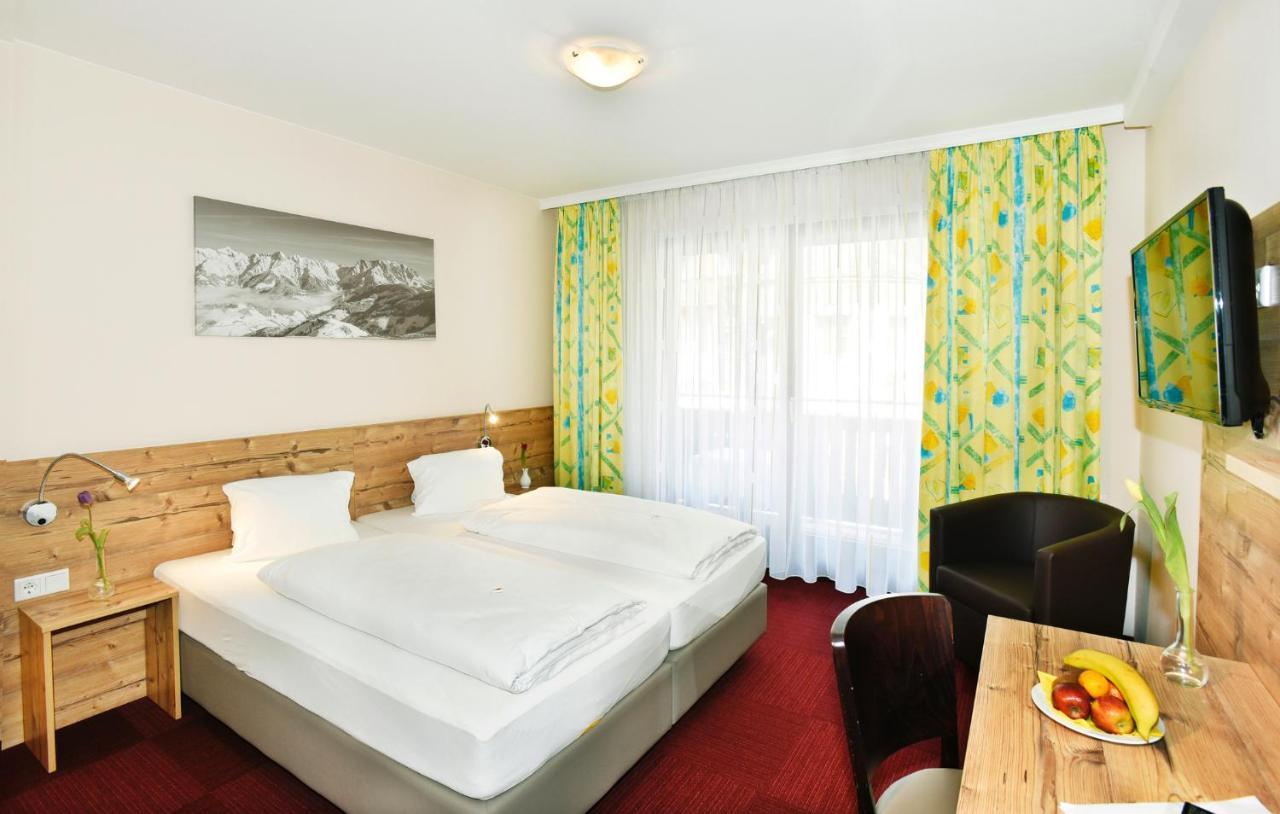 Heinrichshof Hotel Muhlbach Am Hochkonig Luaran gambar